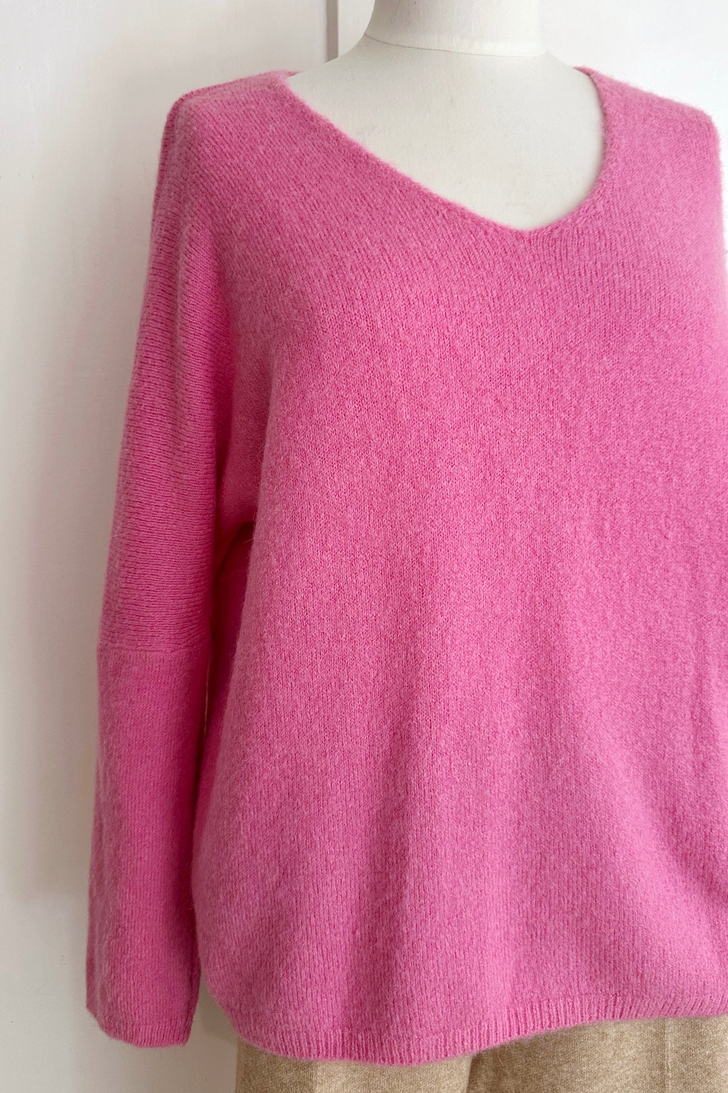 V-Neck Pullover mit Alpakawolle