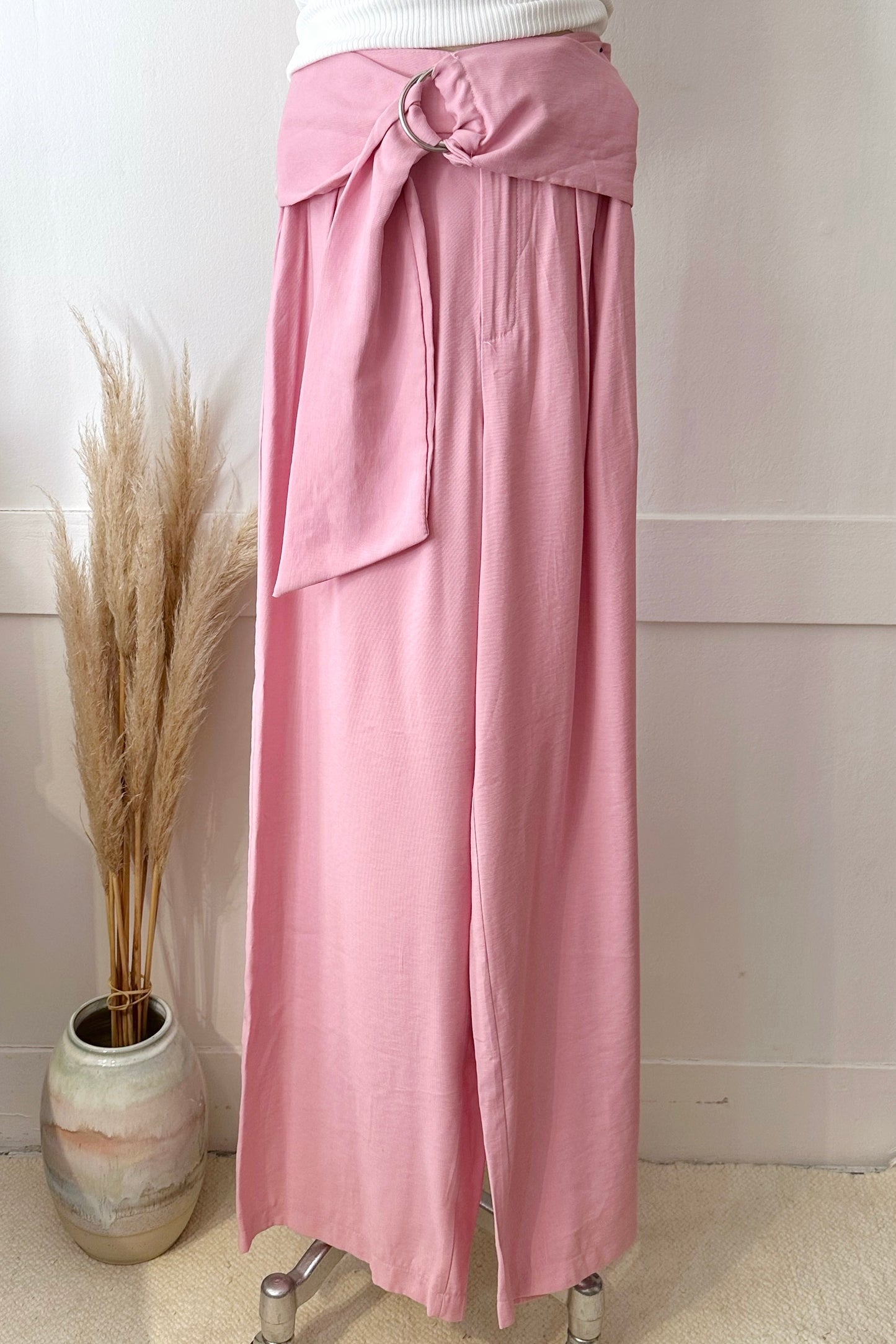 High-Waist Viskosehose mit Gürtel