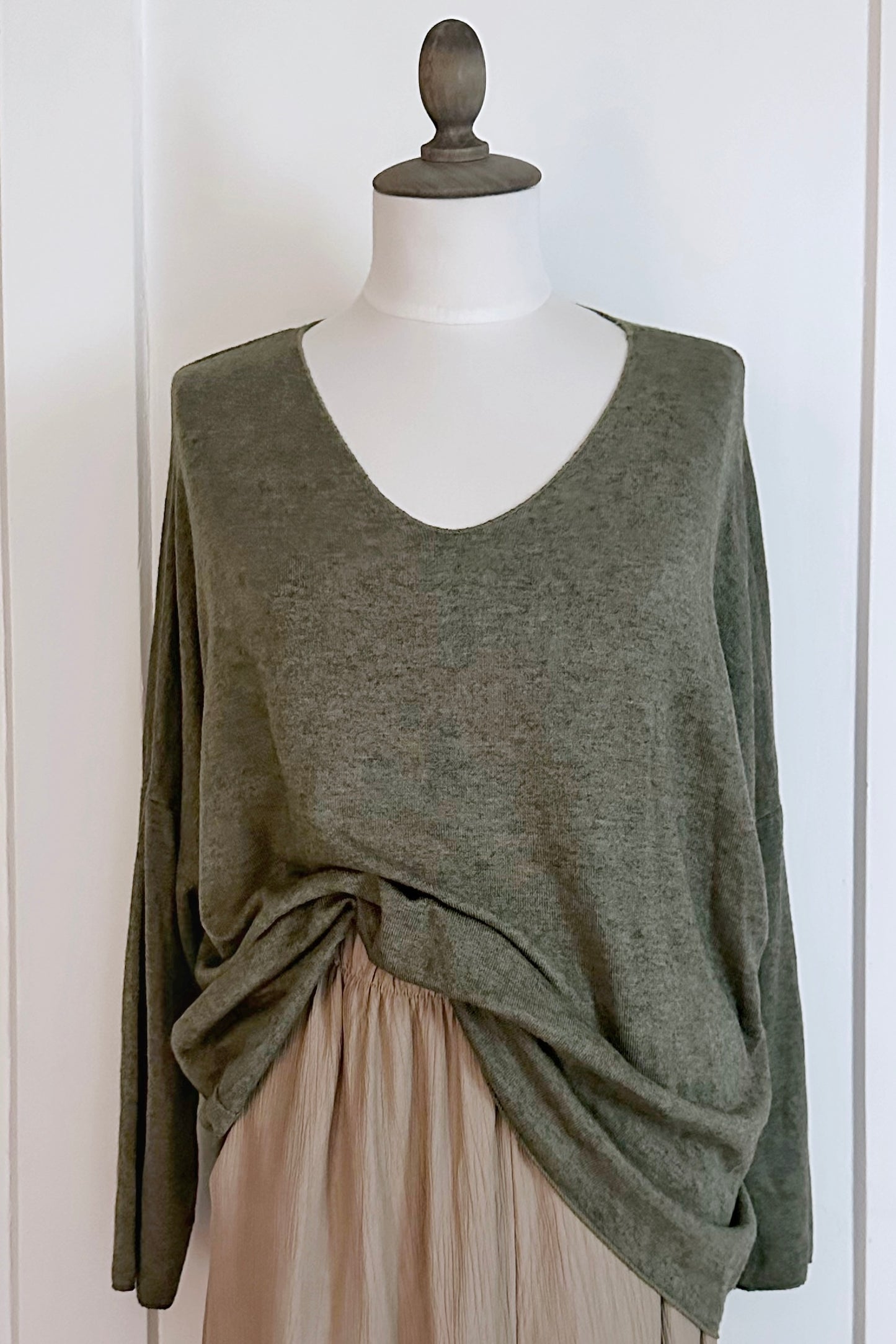 Feiner V-Strickpullover mit Angora