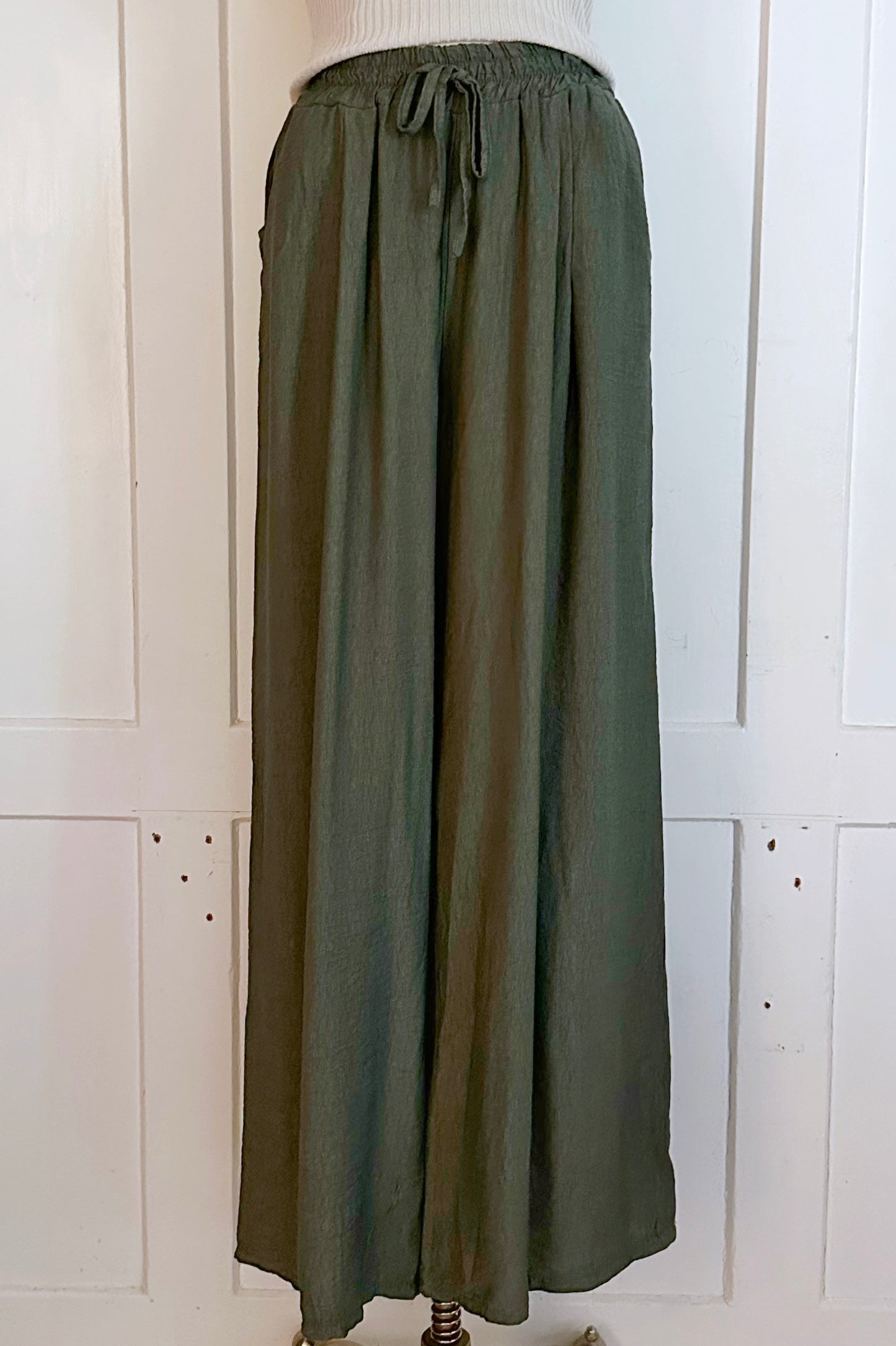 Viskosehose mit elastischem Bund