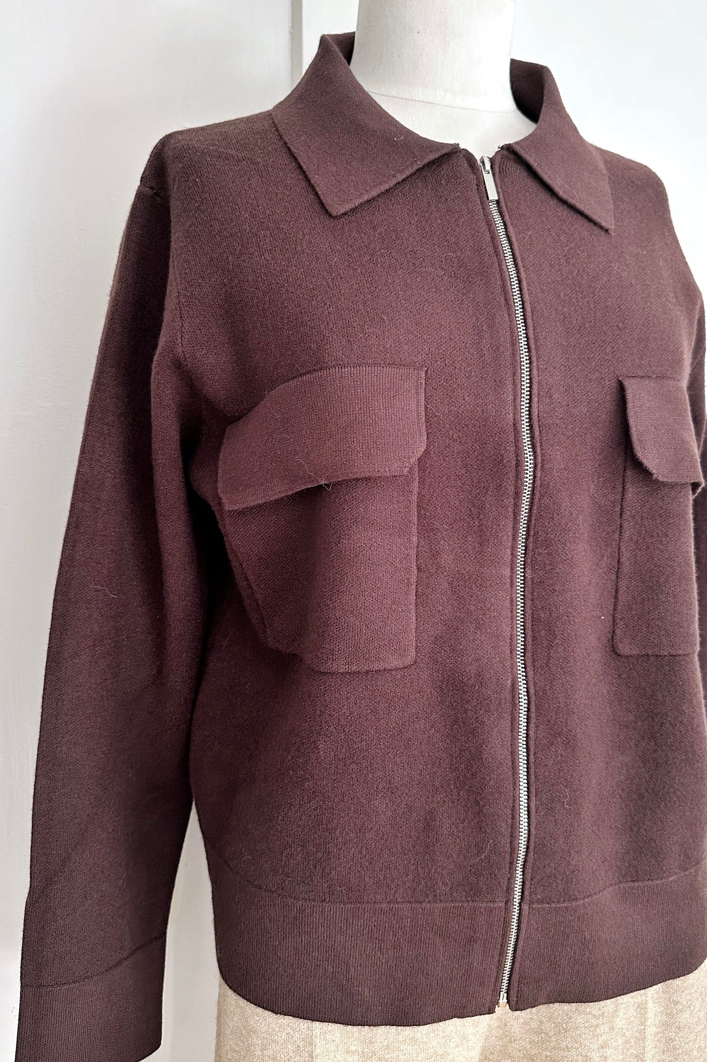 Strickjacke mit Polokragen