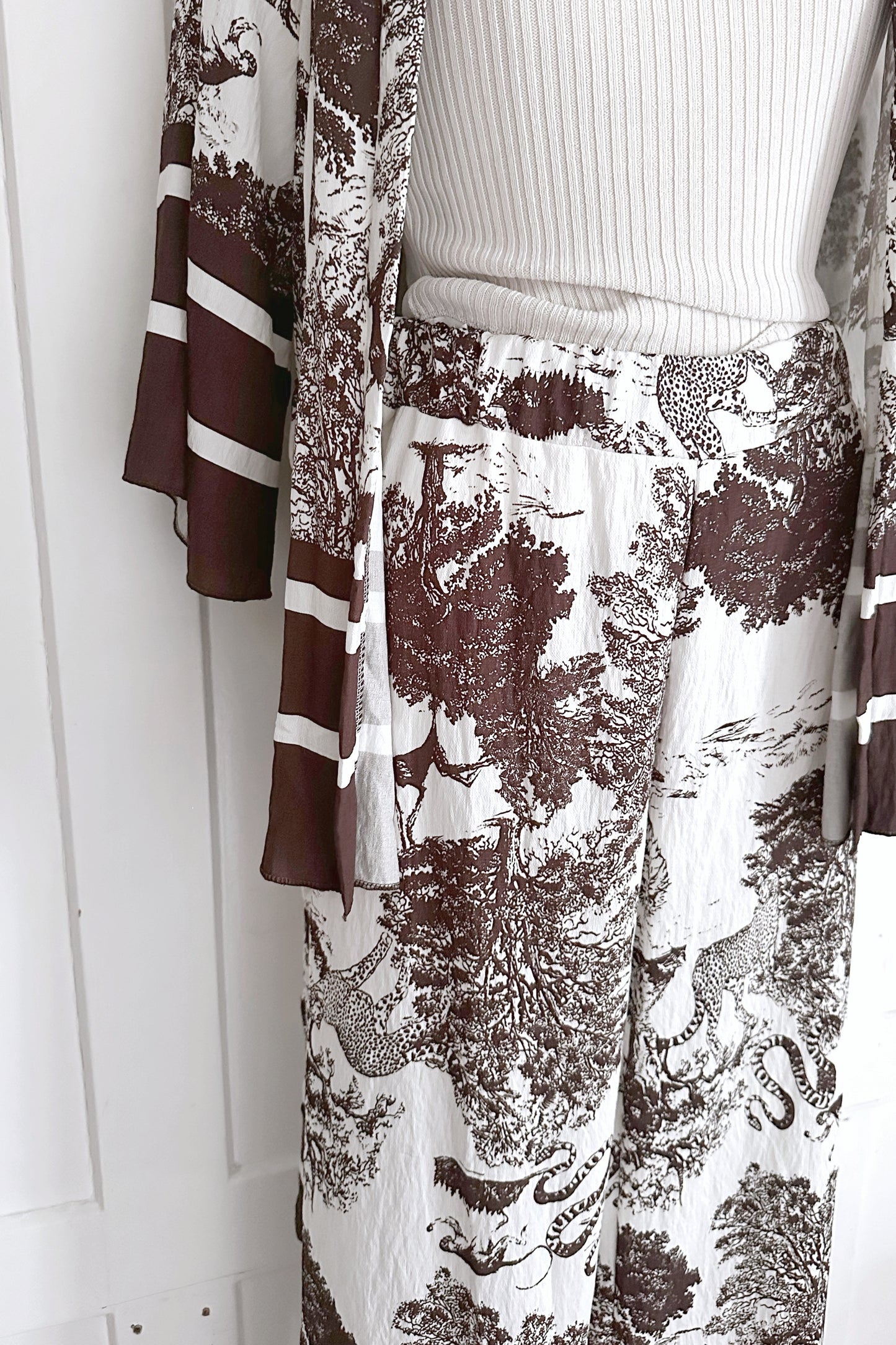 Hose mir Print aus Viskose