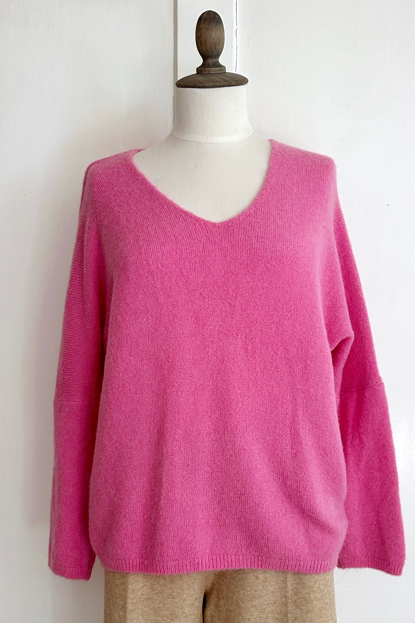V-Neck Pullover mit Alpakawolle