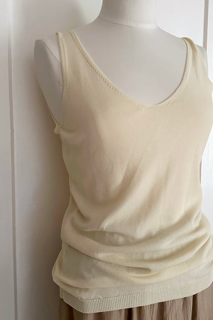 Hüftlanges Feinstricktop aus Viskose