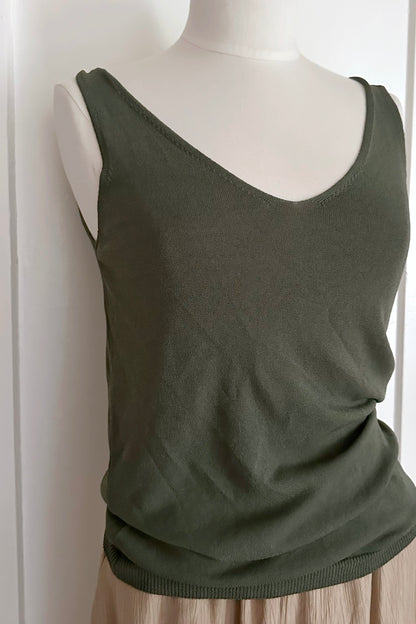 Hüftlanges Feinstricktop aus Viskose