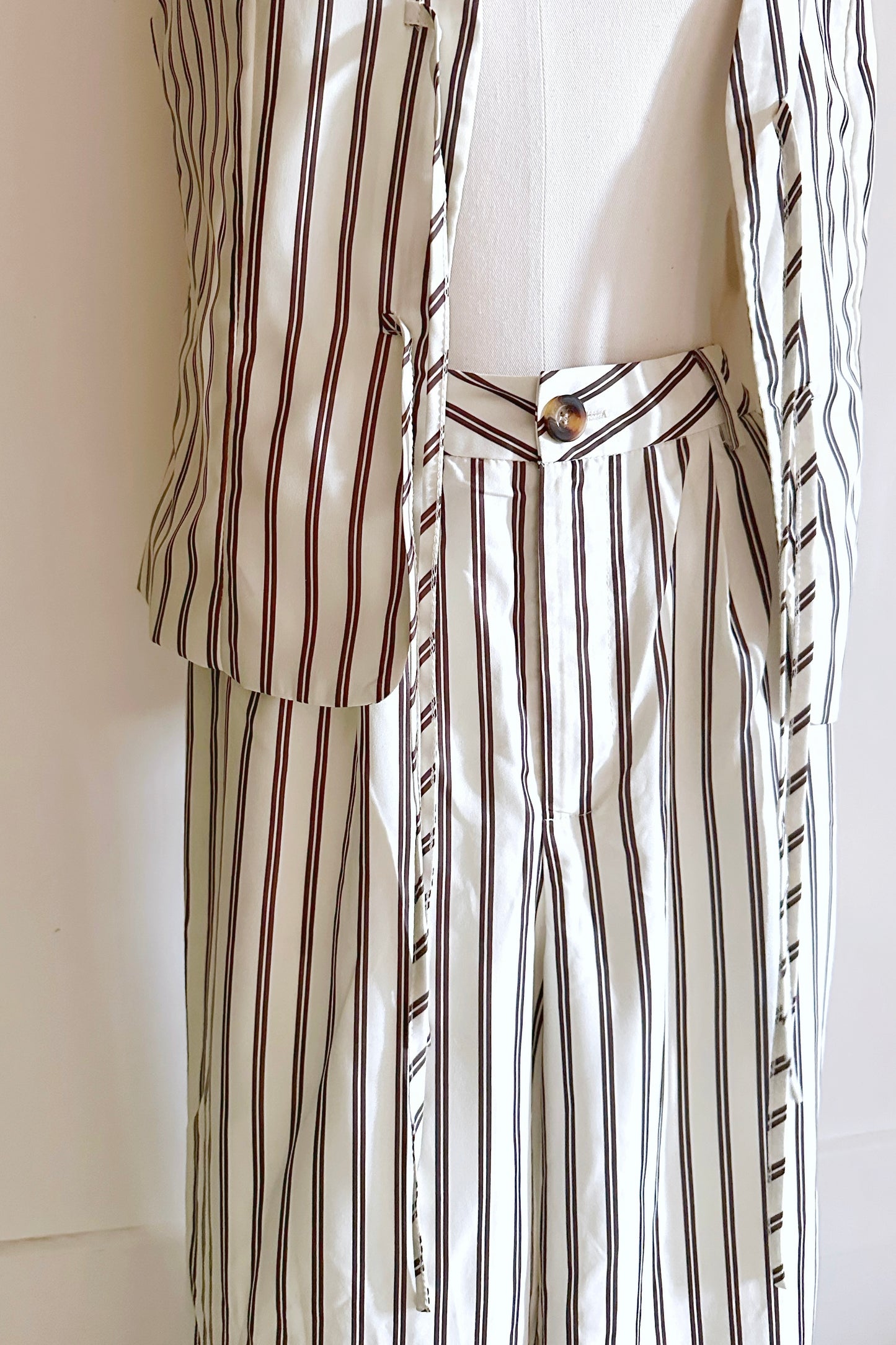 Gestreifte Hose mit Viskose