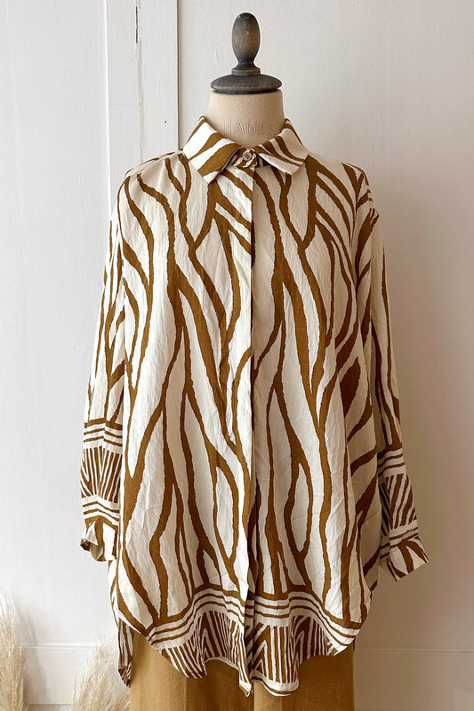 Lange Viskosebluse mit Zebraprint