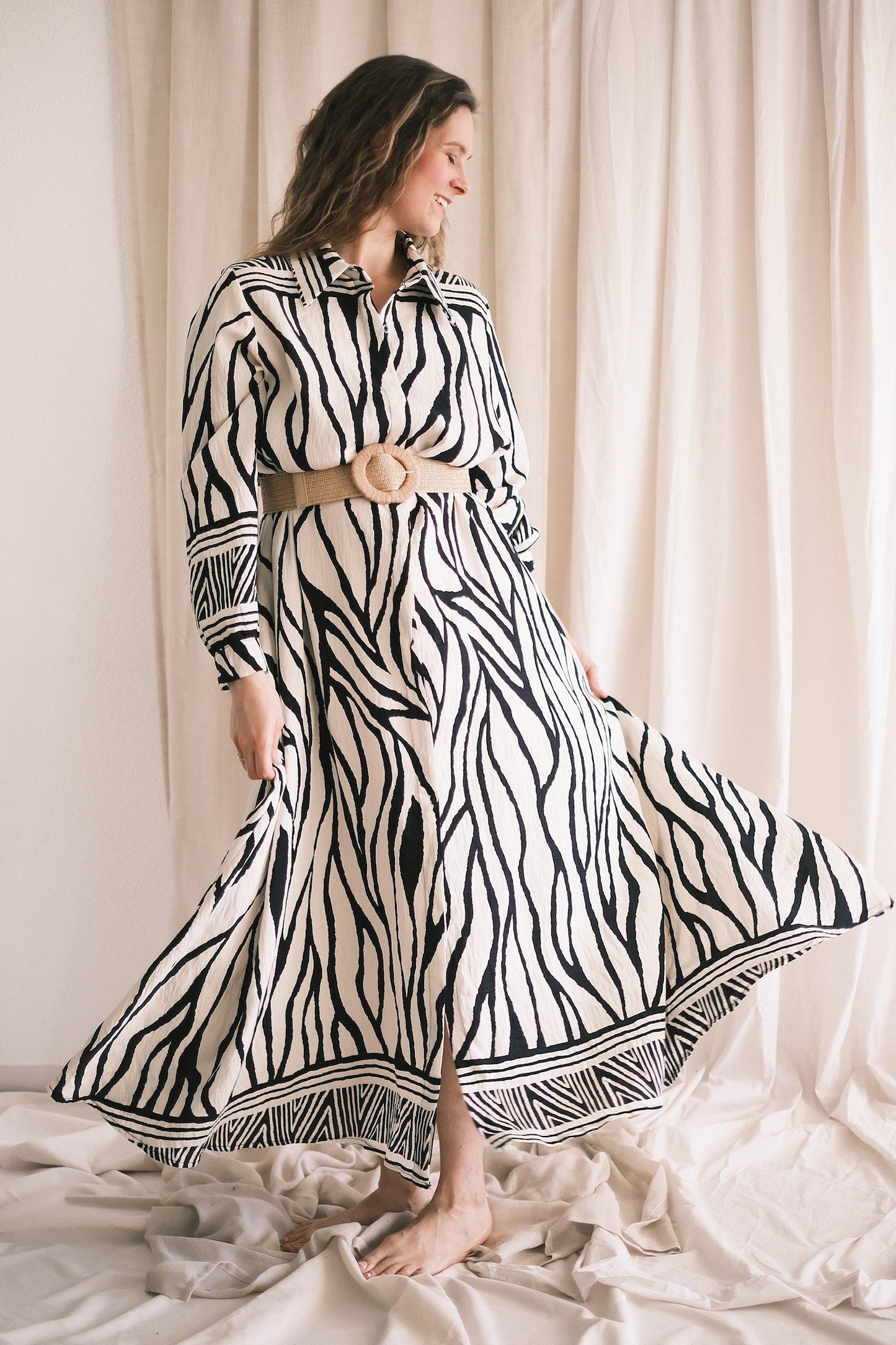 Maxi-Viskosekleid mit Zebraprint