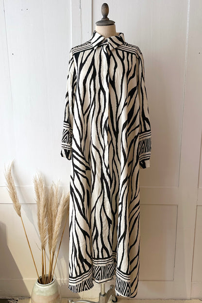 Maxi-Viskosekleid mit Zebraprint