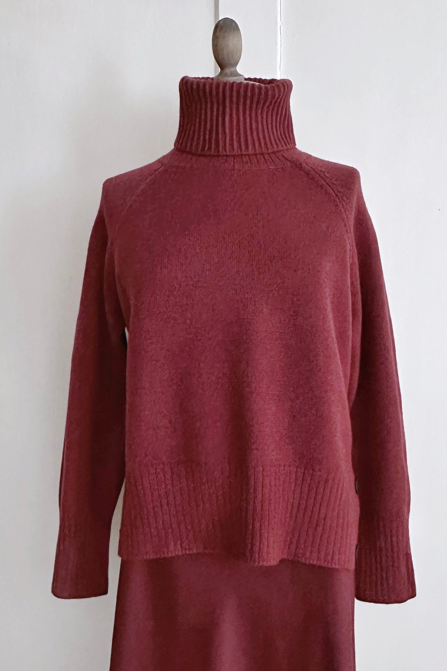 Pullover mit Turleneck und Knöpfen